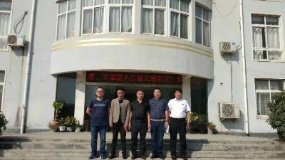 河南漯河阳光禽业有限公司官方网站，蛋鸡养殖技术，罗曼灰蛋鸡苗批发